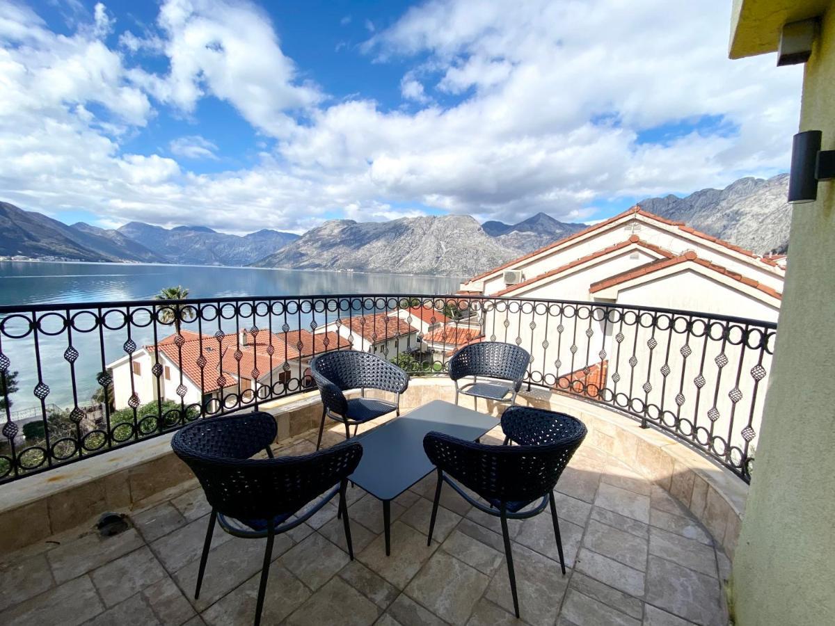 2Montenegro Mimoza Apartments Dobrota Exteriör bild